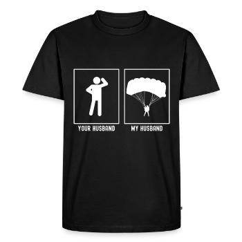 Her Husband - My Husband - Big Paraglidingfli - Men's Premium Organic T-Shirt - black - Front - Nico (187cm)