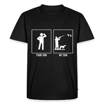 Son fils - Mon fils - Chasse au canard - T-shirt Premium bio Homme - noir - Devant - Nico (187cm)