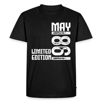 Gift May 1981. anniversary may 1981. May 1981. - Men's Premium Organic T-Shirt - black - Front - Nico (187cm)