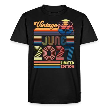 Anniversaire juin 2027. Cadeau Juin 2027 June 2027 - T-shirt Premium bio Homme - noir - Devant - Nico (187cm)