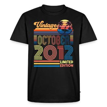 Anniversaire octobre 2012. Cadeau Octobre 2012. - T-shirt Premium bio Homme - noir - Devant - Nico (187cm)