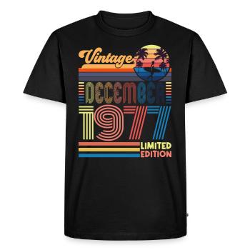 Anniversaire Décembre 1977. Cadeau decembre 1977. - T-shirt Premium bio Homme - noir - Devant - Nico (187cm)