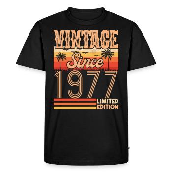 1977. Vintage Born in 1977 Birthday - Men's Premium Organic T-Shirt - black - Front - Nico (187cm)