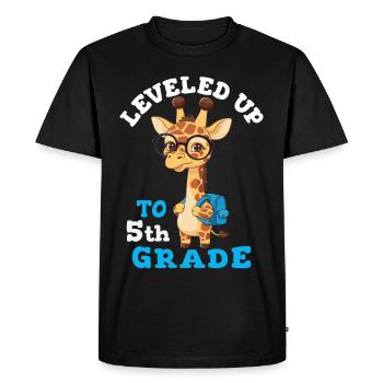 Leveled up to 5th grade - Funny Giraffe - Men's Premium Organic T-Shirt - black - Front - Nico (187cm)