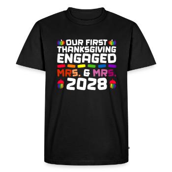 First Thanksgiving Engaged - Mrs. & Mrs. 2028 Ga - Men's Premium Organic T-Shirt - black - Front - Nico (187cm)