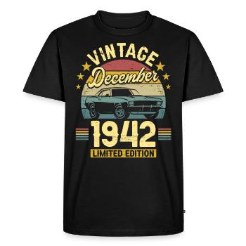 Vintage December 1942 80 years Anniversary - Men's Premium Organic T-Shirt - black - Front - Nico (187cm)