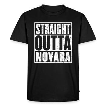 Straight Outta Novara Vintage - Men's Premium Organic T-Shirt - black - Front - Nico (187cm)