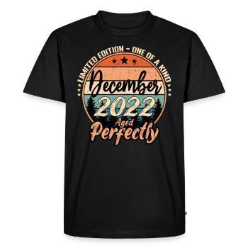 December 2022 Birthday 2022 Legends December - Men's Premium Organic T-Shirt - black - Front - Nico (187cm)