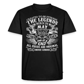 Mai 2025 anniversaire 2025 Mai meilleure année - T-shirt Premium bio Homme - noir - Devant - Nico (187cm)