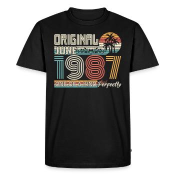 Juin 1987 Juin anniversaire June 1987 - T-shirt Premium bio Homme - noir - Devant - Nico (187cm)