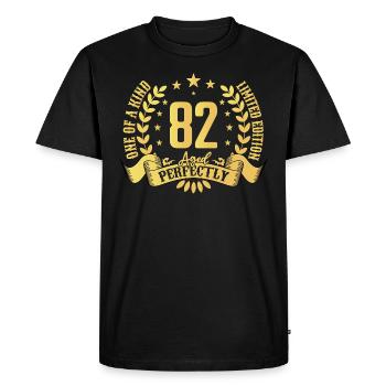 82 years birthday gift 82 years - Men's Premium Organic T-Shirt - black - Front - Nico (187cm)