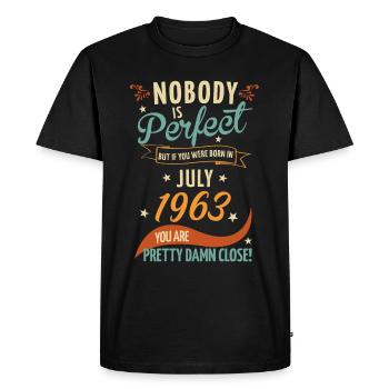 Nobody is perfect born in July 1963 - Men's Premium Organic T-Shirt - black - Front - Nico (187cm)