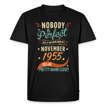 Personne n’est parfait né en novembre 1955 - T-shirt Premium bio Homme - noir - Devant - Nico (187cm)
