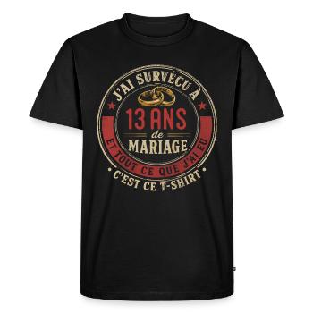 Humour Anniversaire : J'ai Survécu à 13 Ans - T-shirt Premium bio Homme - noir - Devant - Nico (187cm)