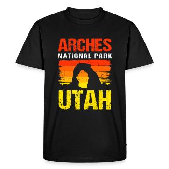 Arches National Park Utah - Men's Premium Organic T-Shirt - black - Front - Nico (187cm)
