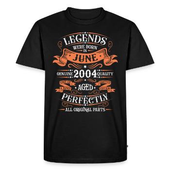 Born in June 2004 - Men's Premium Organic T-Shirt - black - Front - Nico (187cm)