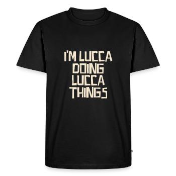 Je suis Lucca en train de faire des choses à Lucca - T-shirt Premium bio Homme - noir - Devant - Nico (187cm)