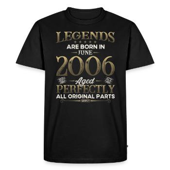 Légende Juin 2006 Millésime 2006 Anniversaire 2006 - T-shirt Premium bio Homme - noir - Devant - Nico (187cm)