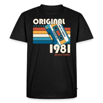 Cassette Cadeau 44e Anniversaire Homme Février 1981 - T-shirt Premium bio Homme - noir - Devant - Nico (187cm)