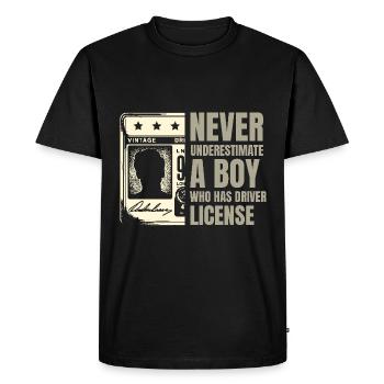 Ne sous-estimez jamais un garçon qui a un permis de conduire - T-shirt Premium bio Homme - noir - Devant - Nico (187cm)