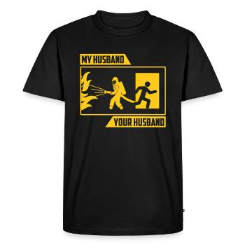 My husband your husband - Men's Premium Organic T-Shirt - black - Front - Nico (187cm)