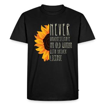 Ne sous-estimez jamais une vieille femme avec chauffeur - T-shirt Premium bio Homme - noir - Devant - Nico (187cm)