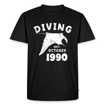 Anniversaire du plongeur - Plongée depuis octobre 1990 - T-shirt Premium bio Homme - noir - Devant - Nico (187cm)