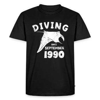 Anniversaire du plongeur - Plongée depuis septembre 1990 - T-shirt Premium bio Homme - noir - Devant - Nico (187cm)
