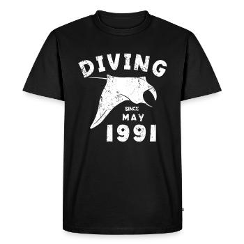 Anniversaire du plongeur - Plongée depuis mai 1991 - T-shirt Premium bio Homme - noir - Devant - Nico (187cm)