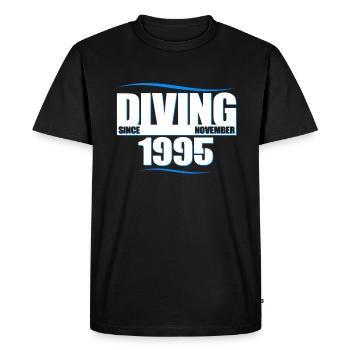 Anniversaire du plongeur - Plongée depuis novembre 1995 - T-shirt Premium bio Homme - noir - Devant - Nico (187cm)