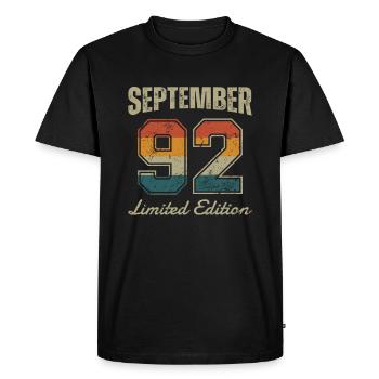 Date de naissance : Septembre 1992 - Edition Limitée Rétro - T-shirt Premium bio Homme - noir - Devant - Nico (187cm)