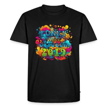 Funky Birthday: Octobre 2019 - Psychadelic - T-shirt Premium bio Homme - noir - Devant - Nico (187cm)
