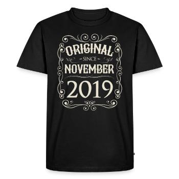 Vintage - Original since November 2019 Birthday - Men's Premium Organic T-Shirt - black - Front - Nico (187cm)