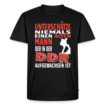 unterschätze niemals einen alten mann DDR - Männer Premium Bio T-Shirt - Schwarz - Vorne - Nico (187cm)