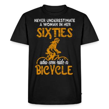 Femme de 60 ans à vélo retraité - T-shirt Premium bio Homme - noir - Devant - Nico (187cm)