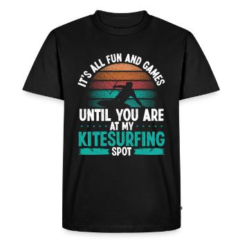Kiteboarder all Fun and Games Kitesurfer Spot Kite - Men's Premium Organic T-Shirt - black - Front - Nico (187cm)