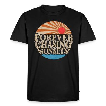Forever Chasing Sunsets Retro Summer Vacation - Men's Premium Organic T-Shirt - black - Front - Nico (187cm)