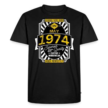 1974 MAY - T-shirt Premium bio Homme - noir - Devant - Nico (187cm)