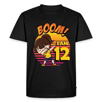 Boom J’ai 12 | Birthday Girl | Fête du 12e anniversaire - T-shirt Premium bio Homme - noir - Devant - Nico (187cm)