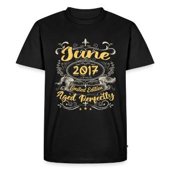 Juin 2017 | Vintage Cadeau 2017 - T-shirt Premium bio Homme - noir - Devant - Nico (187cm)