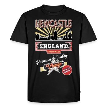Newcastle England UK City Skyline Vintage Retro - Men's Premium Organic T-Shirt - black - Front - Nico (187cm)