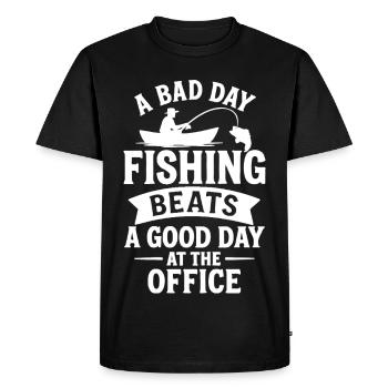 Angler saying: Better on the water than in the office - Men's Premium Organic T-Shirt - black - Front - Nico (187cm)