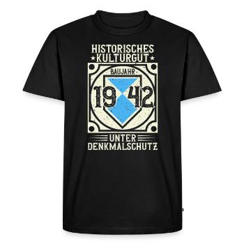 Built in 1942 Born, born in 1942 - Men's Premium Organic T-Shirt - black - Front - Nico (187cm)