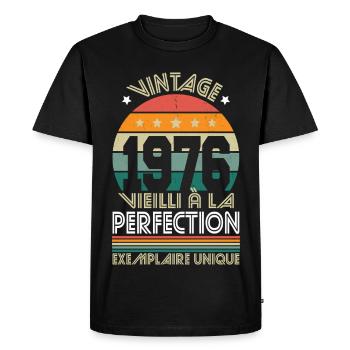 1976 – Vintage – Unique example - Men's Premium Organic T-Shirt - black - Front - Nico (187cm)