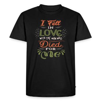 L’amour trouvé dans le sacrifice - Citation chrétienne - T-shirt Premium bio Homme - noir - Devant - Nico (187cm)