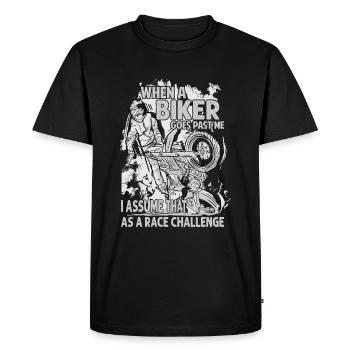 Quand un motard passe devant moi, je suppose que c’est une course - T-shirt Premium bio Homme - noir - Devant - Nico (187cm)