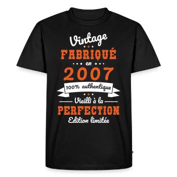 18 Year Anniversary - Vintage 2007 - Men's Premium Organic T-Shirt - black - Front - Nico (187cm)