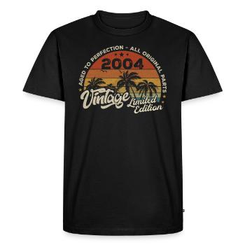 Vintage 2004 Birthday Retro 2004 - Men's Premium Organic T-Shirt - black - Front - Nico (187cm)