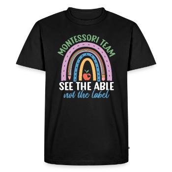 L’équipe Montessori voit la compétence, pas la - T-shirt Premium bio Homme - noir - Devant - Nico (187cm)