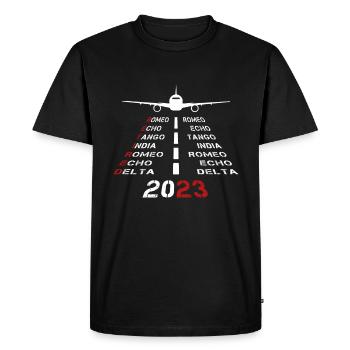 Pilote retraité 2023 Alphabet phonétique Piste d’avion - T-shirt Premium bio Homme - noir - Devant - Nico (187cm)